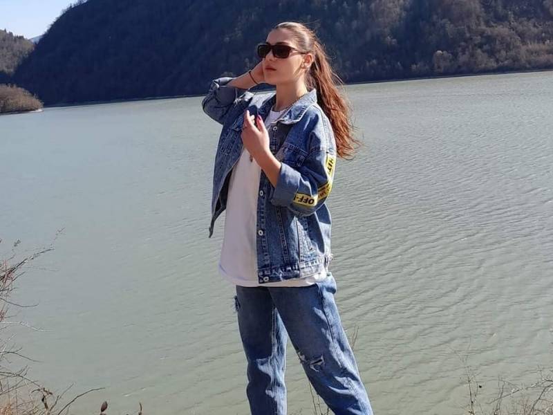 თათია გიორგობიანს ვულოცავთ 2021 წლის ცაგერის ეტალონი მოსწავლის  ტიტულის დამსახურებულად...